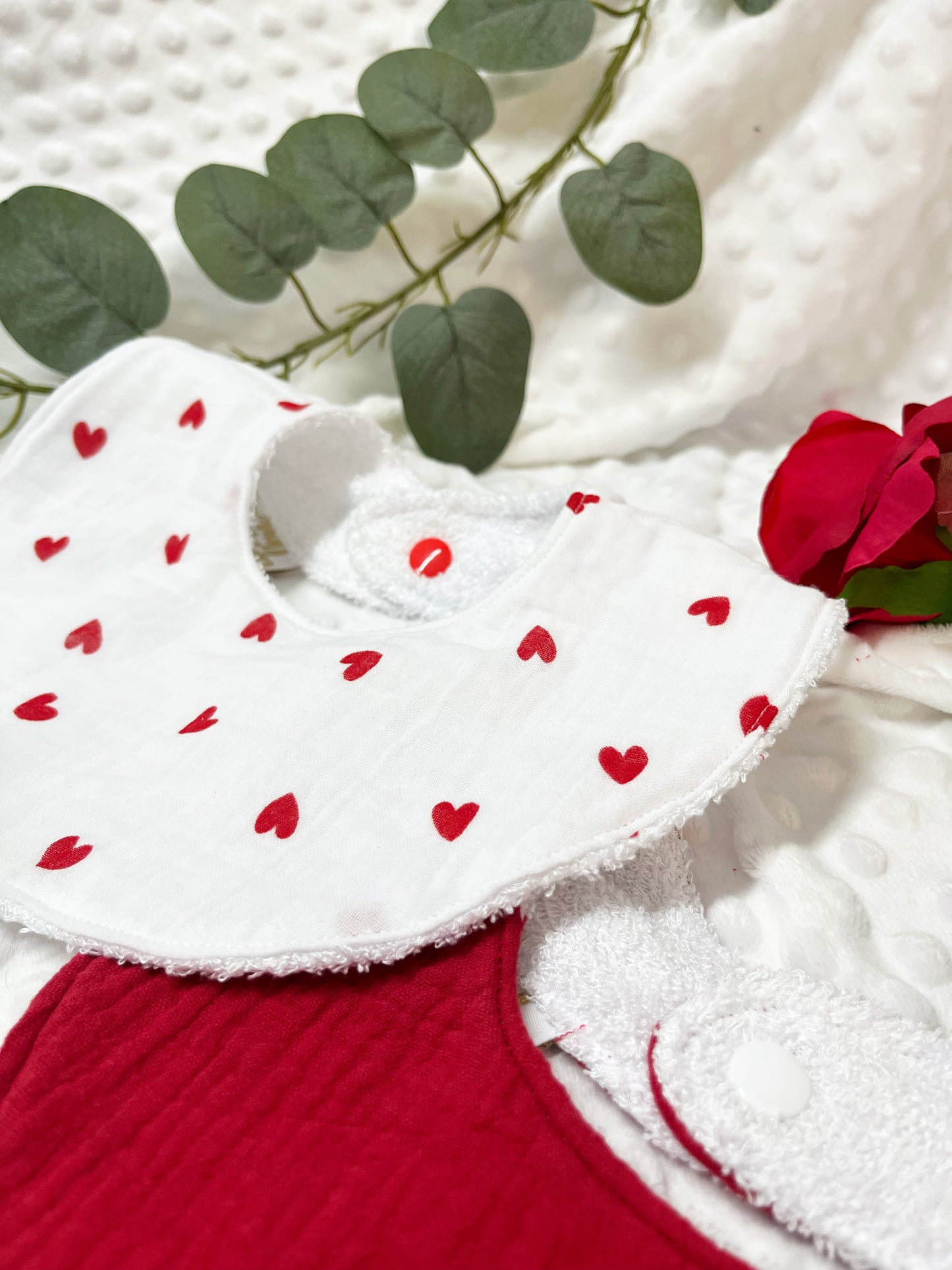 Lot de 2 bavoirs naissance - 0/6 mois - Le mois de l'Amour ♡